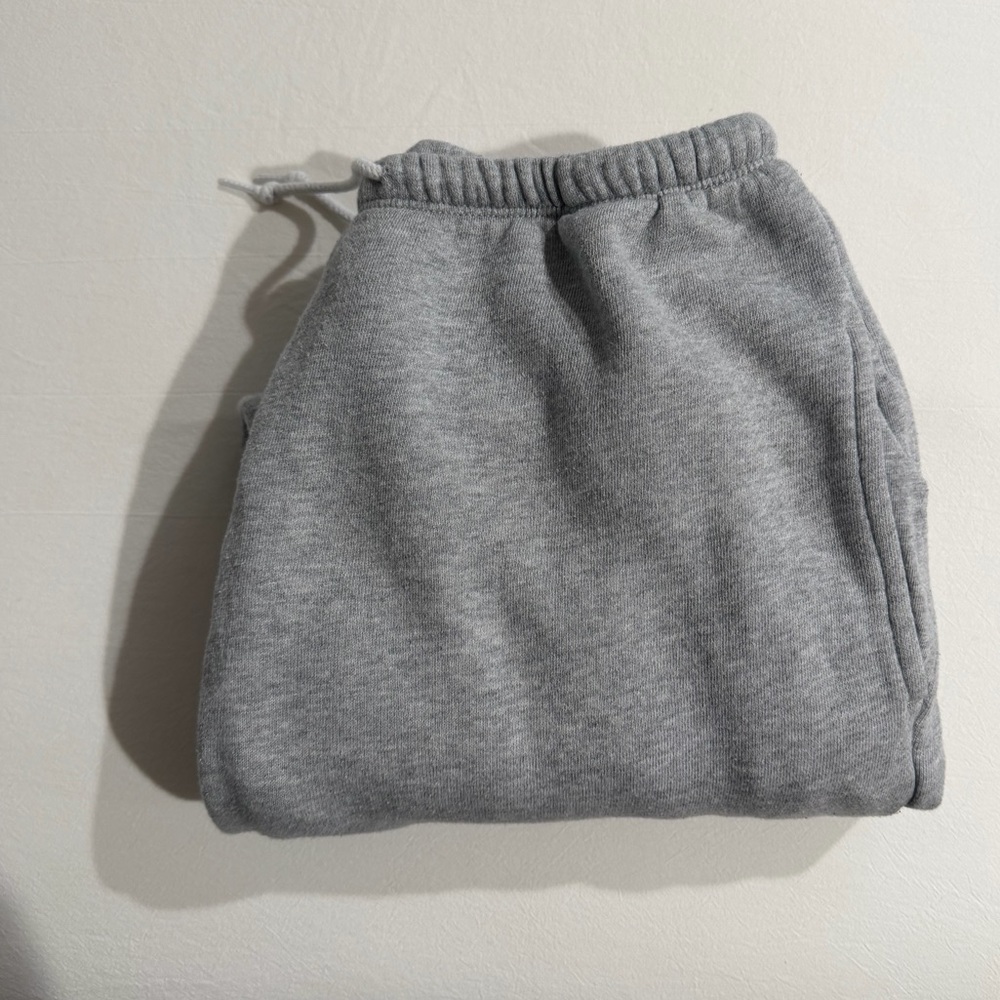 J Galt (Brandy Melville) Heather gray sweatpants